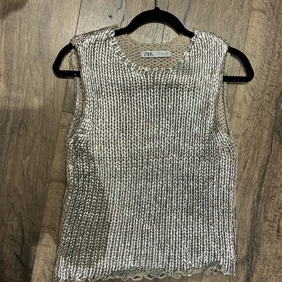 Zara Metallic knit west - Picture 4 of 6